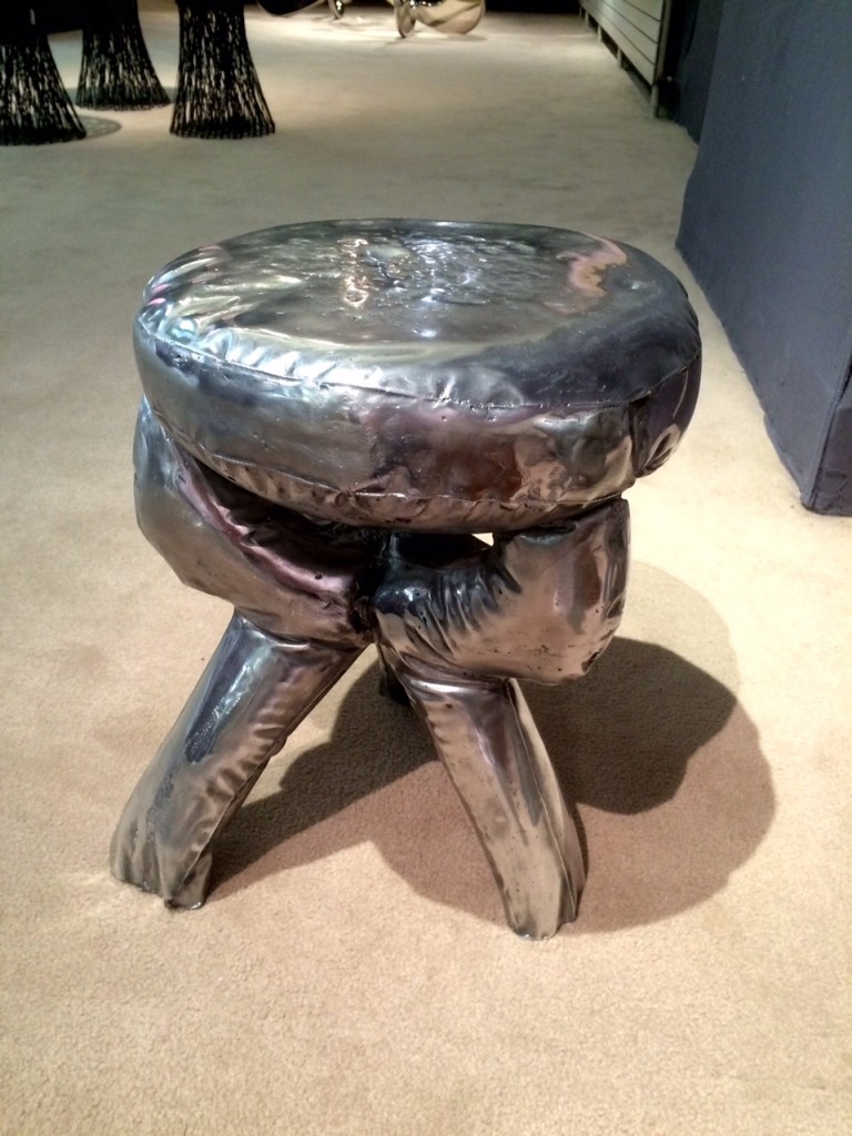 kon-tiki-stool-2016-in-aluminium-by-misha-kahn